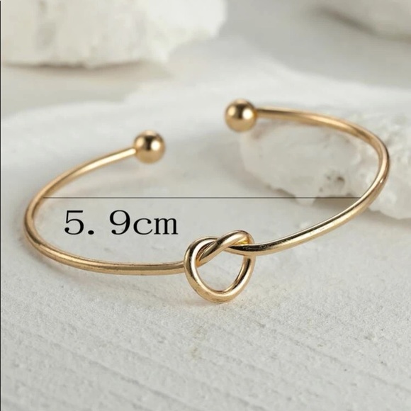 Cuff Bracelet - Picture 4 of 6